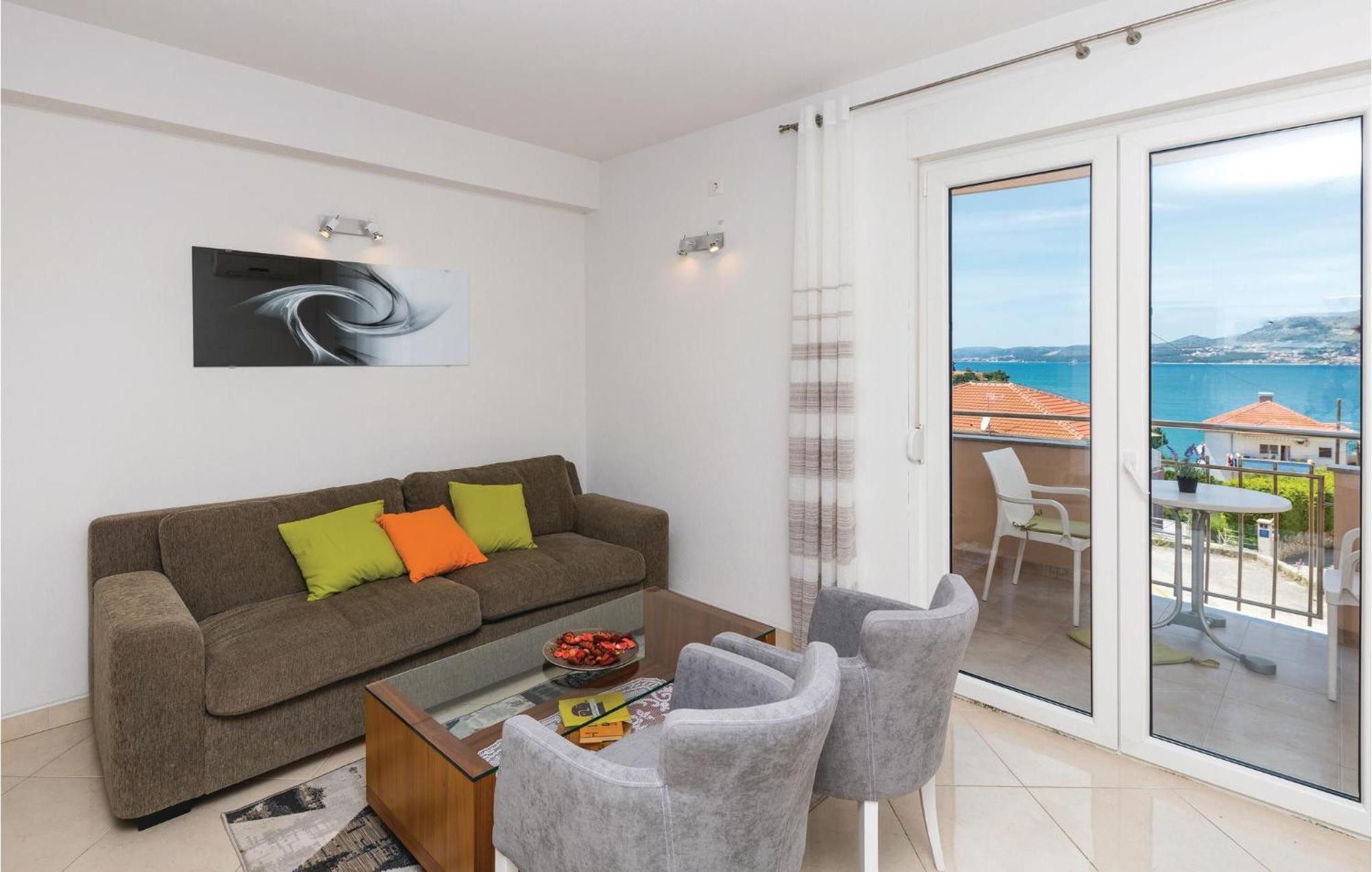 1 Bedroom Stunning Apartment In Okrug Gornji Trogir Exterior foto